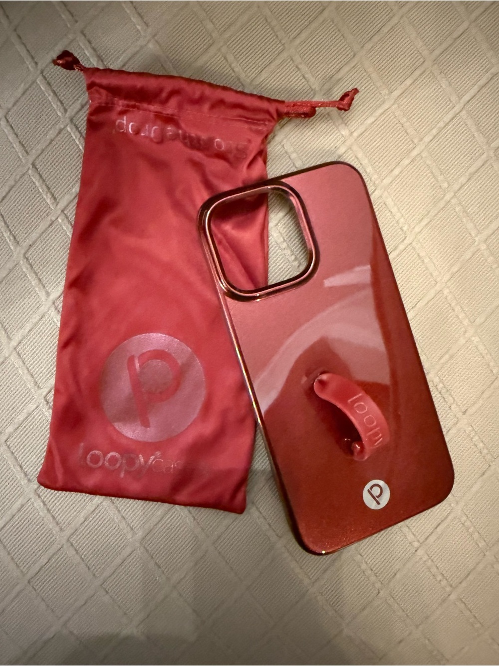 Loopy iPhone 16 Pro Max maroon shimmer case